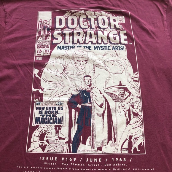 Marvel Comics Group Men’s Size L Burgundy T-Shirt Short Sleeves Graphic Tee - Picture 14 of 15